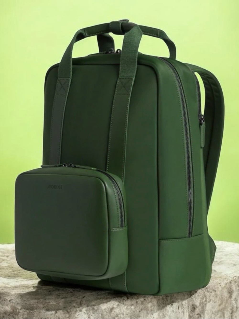 MONOS Metro Backpack In Green with quick Snap Modular Kit System. - Picture 3 of 5